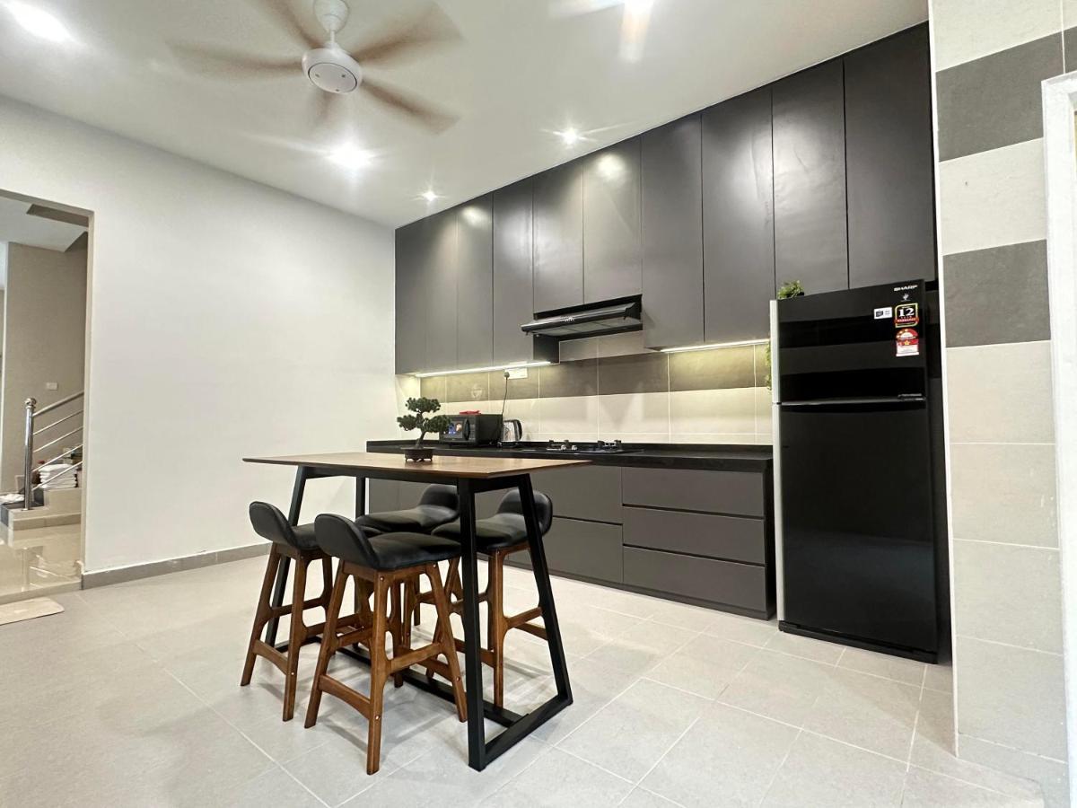 《untitled Homestay》sitiawan